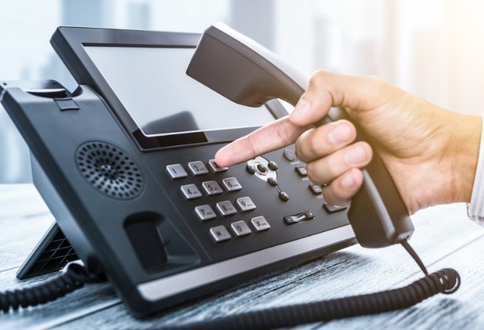 The Impact of VoIP Service Landlines on Your Business
